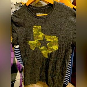 Casual Texas Lone Star Camo Tee